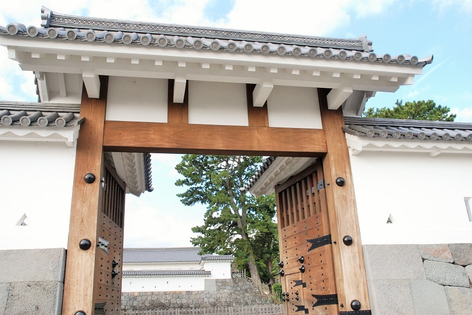 小田原箱根観光-小田原城正規登城ルート | 「神社で結婚式を」神前式